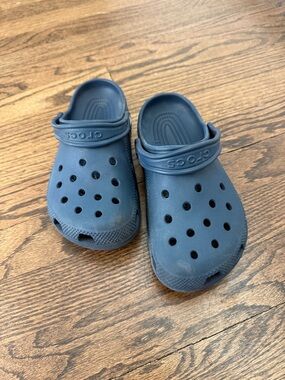 CROCS Kids Navy Blue Classic Clog